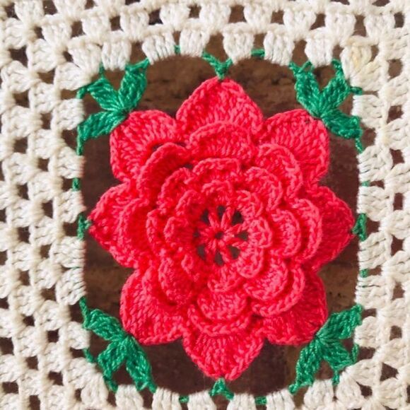 Vintage Crochet Bedspread Blanket Floral 3D-Roses - Picture 2 of 8